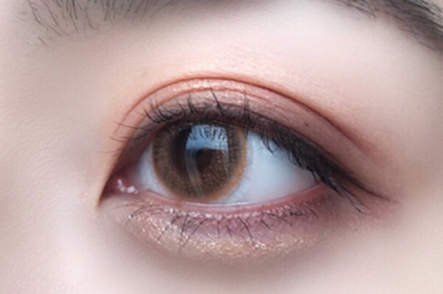 0103239211308 如何挑選臥蠶的色號呢