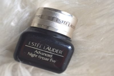 23歲用什么眼霜好一點