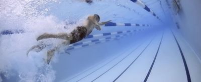 天天游泳能減肥嗎