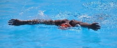 天天游泳能減肥嗎