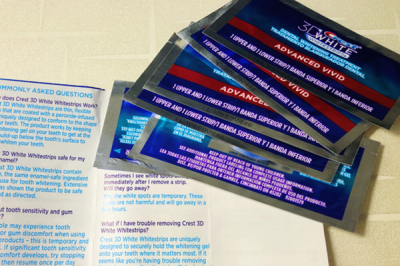 牙齒黃涂什么色號口紅