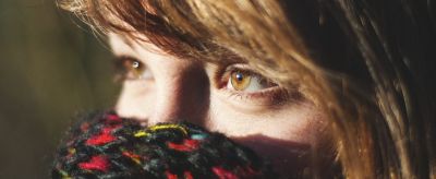 臉上起皮是怎么回事