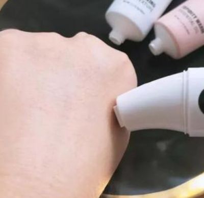 護手霜和潤手霜有什么區別