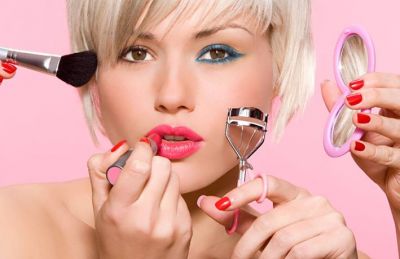 為什么越化妝素顏越丑