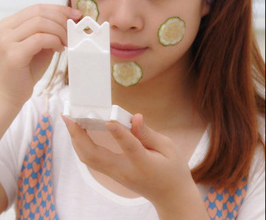 1307309511311 敷新鮮黃瓜片后需要洗臉嗎?