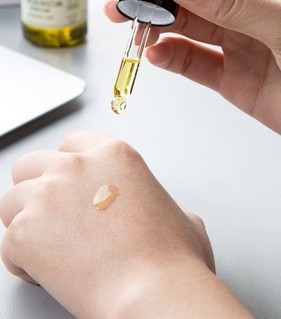 阿芙荷荷巴油可以用來卸妝嗎