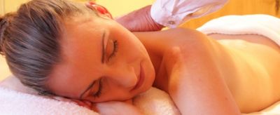 后背長痤瘡怎么辦