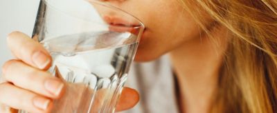 左下巴長痘痘是什么原因