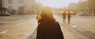 后腦勺出汗是怎么回事