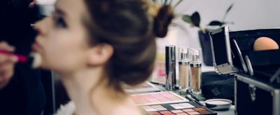 用美妝蛋之前要濕水嗎