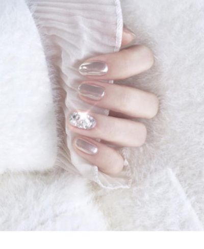 美甲極光粉用法步驟是怎么樣的