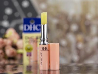 涂了潤唇膏幾分鐘可以涂口紅