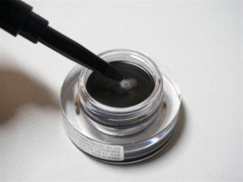 8_2018930174152986_4 眼線膏哪個牌子好