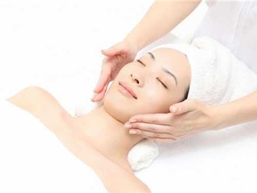 臉上起皮怎么辦如何改善