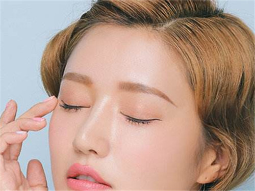 皮膚暗沉如何調理