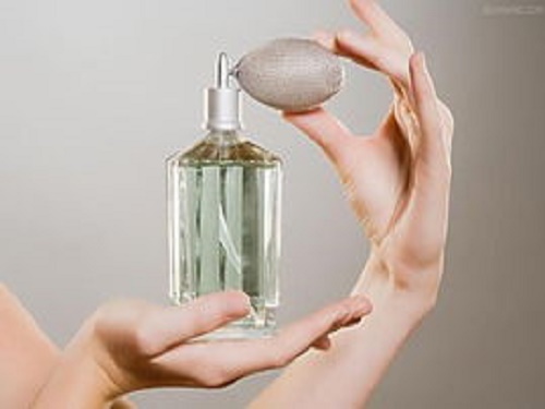 香水用法步驟