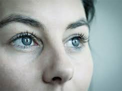 臉上起干皮什么原因怎么辦